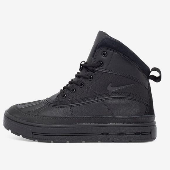Nike Woodside 2 High ACG Boots
-Size 7Y - Picture 1 of 9